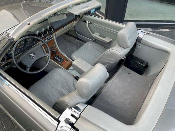 Mercedes-Benz 500 SL 1983 24014