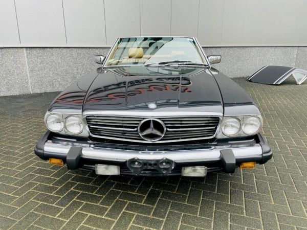 Mercedes-Benz 560 SL 1988