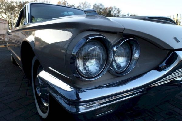 Ford Thunderbird 1964 100278