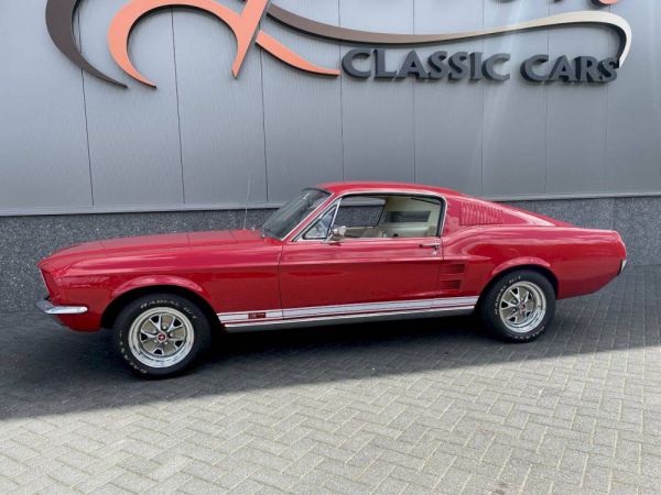 Ford Mustang GT 390 1967 100492