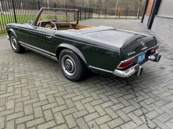 Mercedes-Benz 230 SL 1966 100536