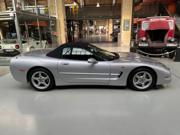 Chevrolet Corvette 1998 23734