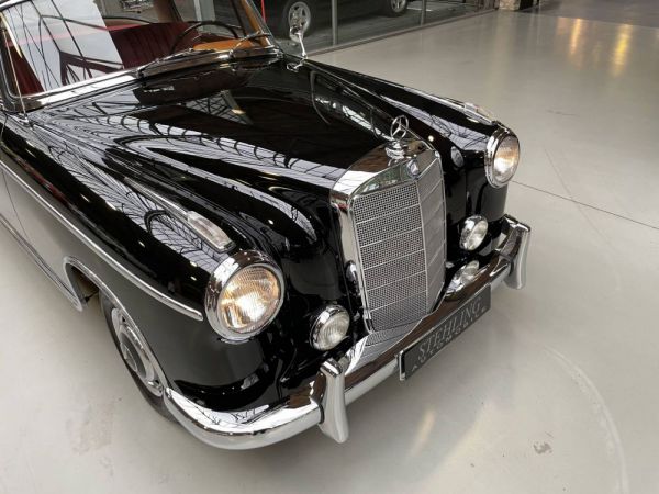 Mercedes-Benz 220 S 1959 23876