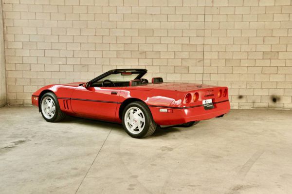 Chevrolet Corvette Convertible 1988 51555