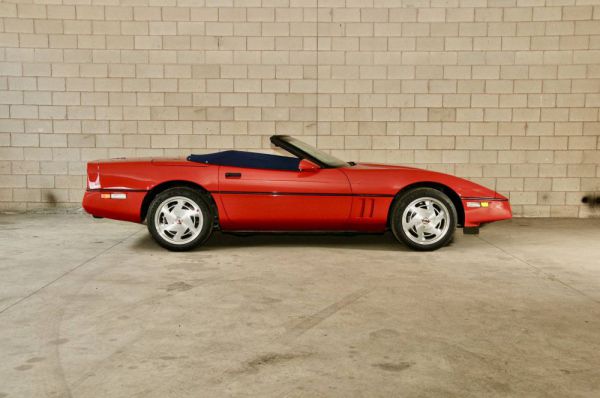 Chevrolet Corvette Convertible 1988 51560