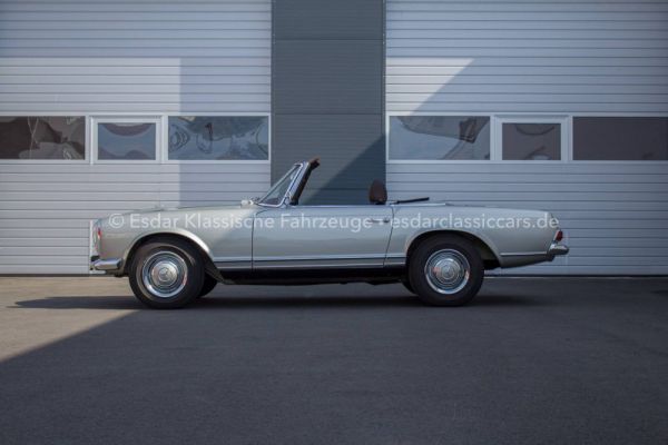 Mercedes-Benz 230 SL 1966 64665