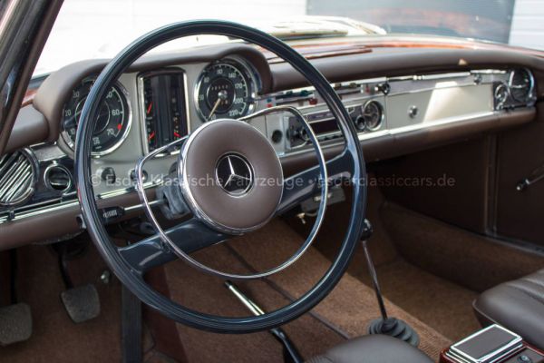 Mercedes-Benz 230 SL 1966 64668