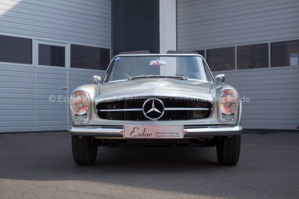 Mercedes-Benz 230 SL 1966 64674