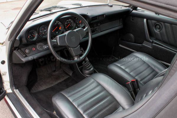 Porsche 911 Carrera 3.2 1984 85917