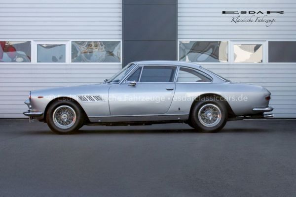 Ferrari 330 GT 2+2 1964 96178