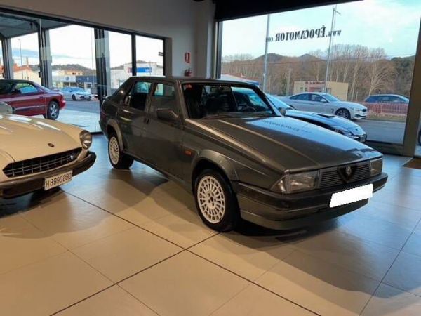 Alfa Romeo 75 2.0 Twin Spark 1989 59312