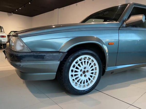 Alfa Romeo 75 2.0 Twin Spark 1989 59316