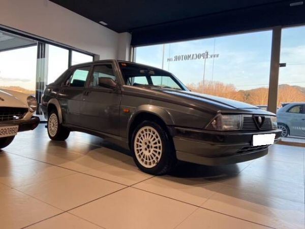 Alfa Romeo 75 2.0 Twin Spark 1989 59317