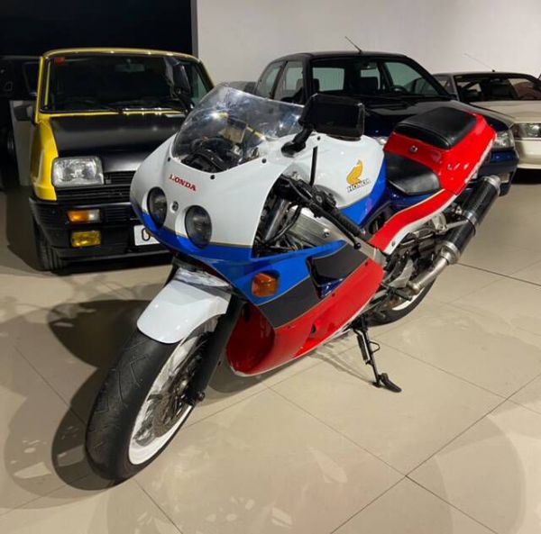 Honda VFR 400 R 1988 72909