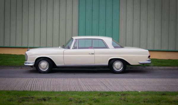 Mercedes-Benz 250 SE 1967 78977