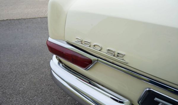 Mercedes-Benz 250 SE 1967 78987