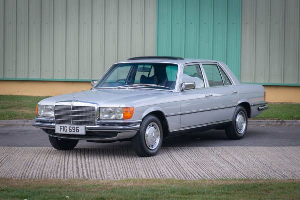 Mercedes-Benz 280 SE 1975 79451