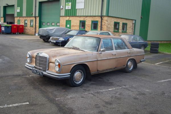 Mercedes-Benz 280 SE 3,5 1972 106330