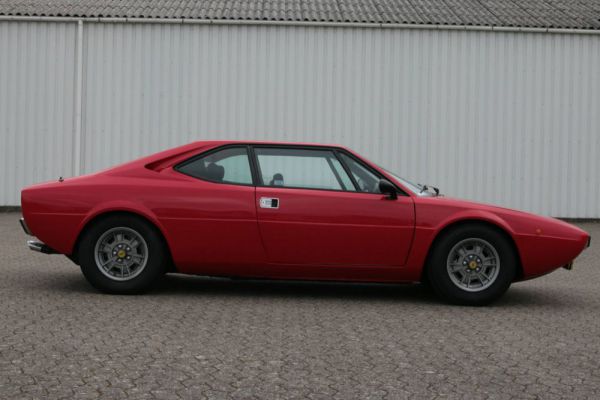 Ferrari Dino 308 GT4 1974 14719