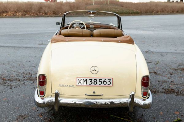 Mercedes-Benz 220 SE Cabriolet 1960 14814