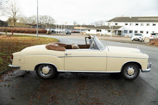 Mercedes-Benz 220 SE Cabriolet 1960 14817