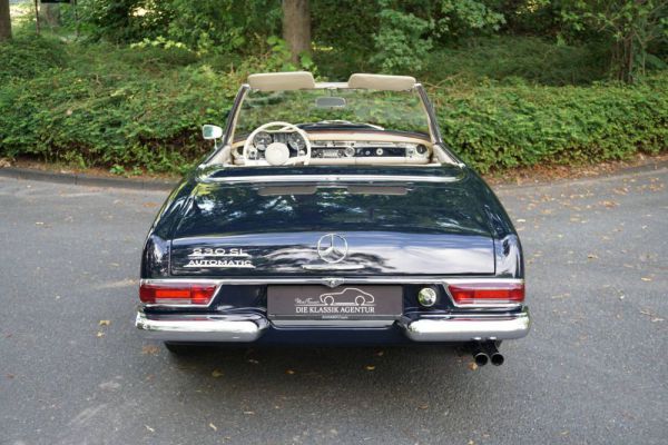 Mercedes-Benz 230 SL 1966 14589