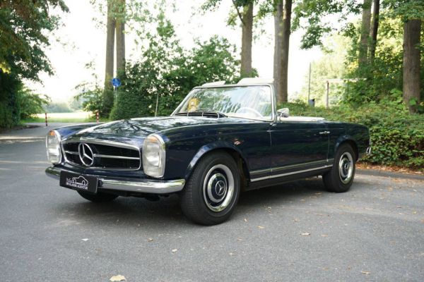 Mercedes-Benz 230 SL 1966 14591