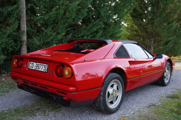 Ferrari 208 GTS Turbo 1989 108253