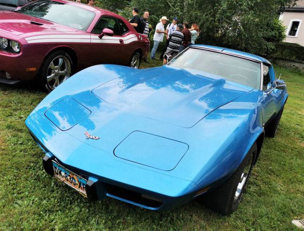 Chevrolet Corvette Stingray 1977 57878