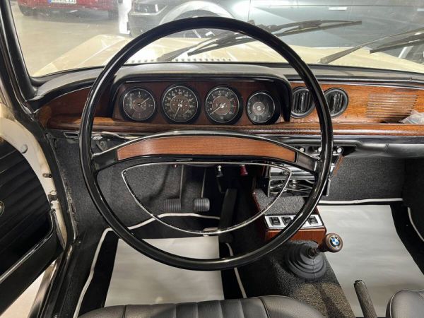 BMW 2000 CS 1970 13721