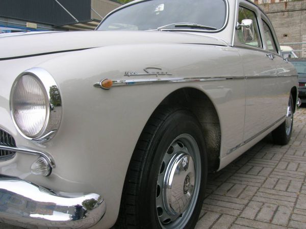 Alfa Romeo 1900 Super Berlina 1957