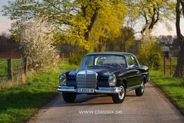 Mercedes-Benz 220 SE b 1964 13382