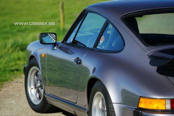 Porsche 911 Carrera 3.2 "25 years 911" 1988