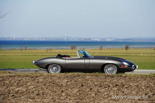 Jaguar E-Type 4.2 1966 105135