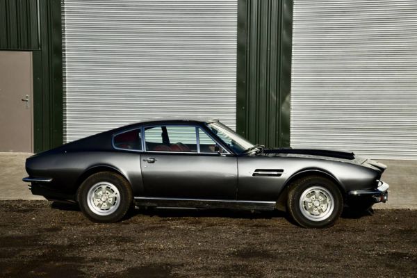 Aston Martin V8 1976 12938