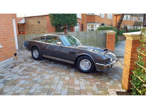 Aston Martin V8 1979 13002