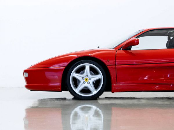 Ferrari F 355 GTS 1995 95731