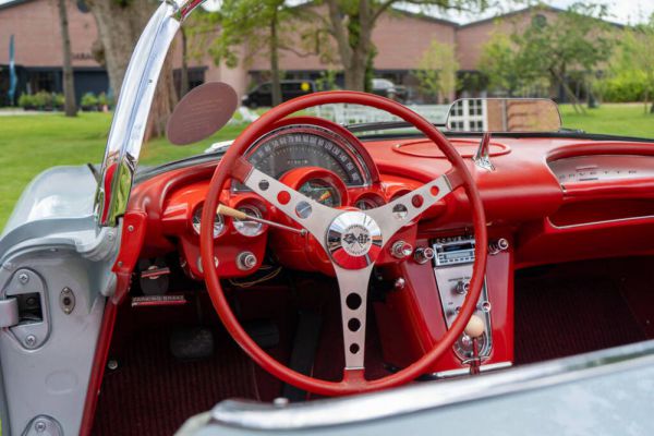 Chevrolet Corvette 1962 11212