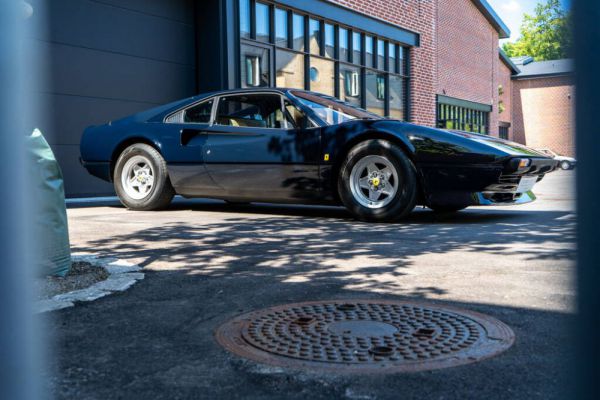 Ferrari 308 GTB 1976 11254