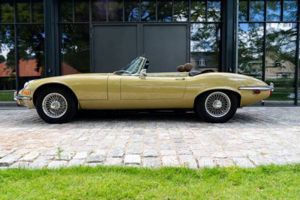 Jaguar E-Type V12 1973 11272