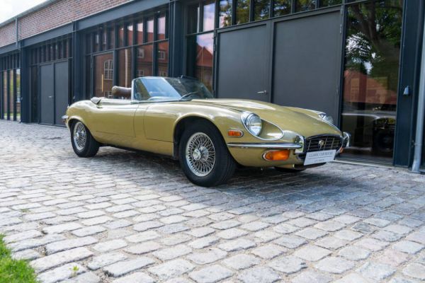 Jaguar E-Type V12 1973 11273