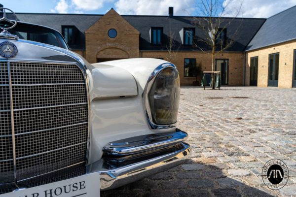 Mercedes-Benz 220 SE b 1963 11305