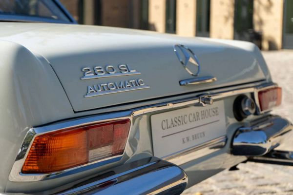 Mercedes-Benz 280 SL 1969 11332