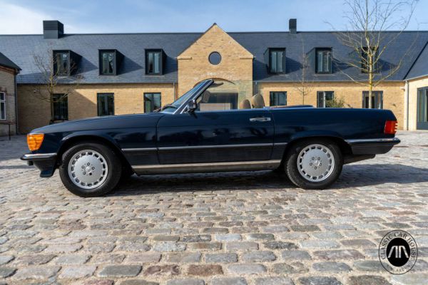 Mercedes-Benz 560 SL 1988 11355