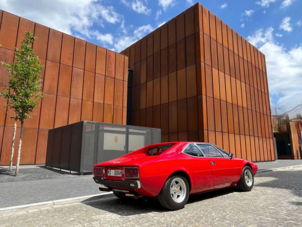 Ferrari Dino 308 GT4 1975 9531