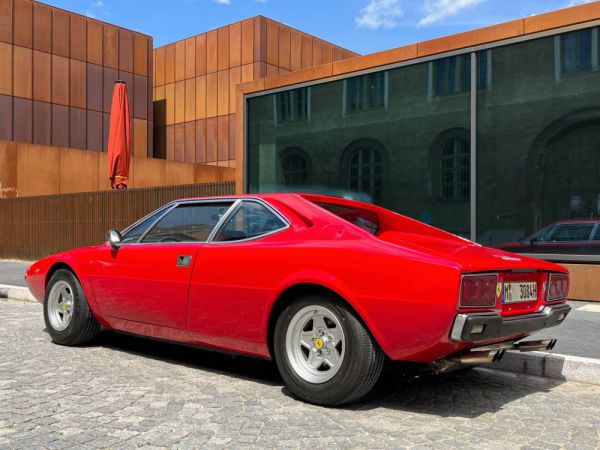 Ferrari Dino 308 GT4 1975 9536