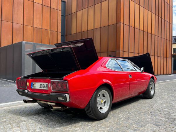 Ferrari Dino 308 GT4 1975 9538