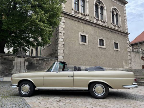 Mercedes-Benz 280 SE 1969 9545