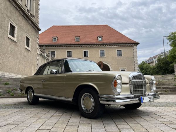 Mercedes-Benz 280 SE 1969 9551