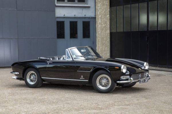 Ferrari 275 GTS 1965 9277